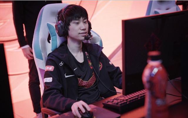 对阵容层面 对阵容层面