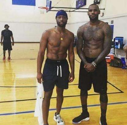 的抢线冲突 的抢线冲突